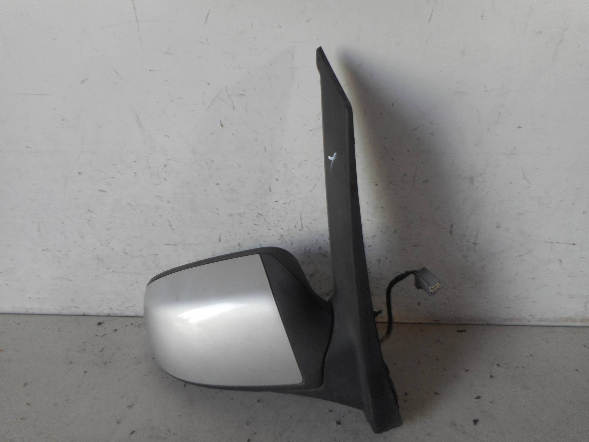 Retrovisore est. regolaz. elettr. dx.